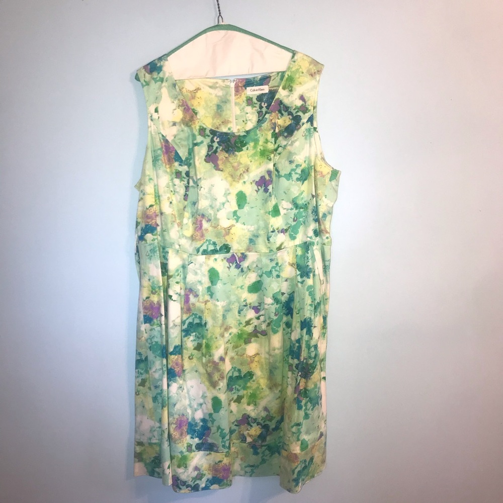 Pretty plus size Calvin Klein A-line sun dress